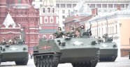 Rusya'dan Zafer Bayramı'nda Kızıl Meydan'da gövde gösterisi