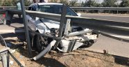 Şanlıurfa'da otomobil bariyere çarptı: 7 yaralı