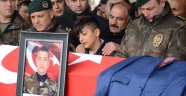 Şehit polis damatlığı ile uğurlandı