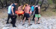 Selfie çekmek isterken kayalıklardan düştü ekipler seferber oldu