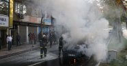Seyir halinde otomobil alev alev yaldı