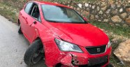 Seyir halinde otomobil kontrolden çıktı, 1 yaralı