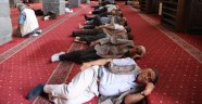 Sıcaklar camileri doldurdu
