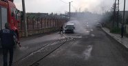 Siirt'te seyir halindeki araç alev aldı
