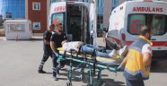 Sivas'ta iki otomobil çarpıştı, faciadan dönüldü