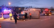 Sivas'ta kamyon otomobille çarpıştı: 6 yaralı