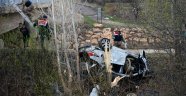Sivas'ta otomobil dereye uçtu: 4 ölü