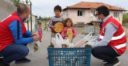 Sokağa çıkmayan vatandaşa ücretsiz ekmek dağıtımı