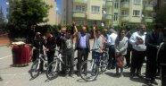 Soruların tamamını doğru cevaplayanlara bisiklet hediye edildi