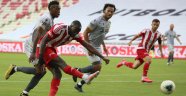 Süper Lig: Sivasspor: 0 - Yeni Malatyaspor: 0 (İlk yarı)