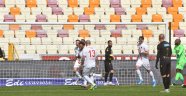 Süper Lig: Yeni Malatyaspor: 1 - Antalyaspor: 1 (İlk yarı)