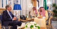 Suudi Arabistan Kralı İngiliz Maliye Bakanı ile görüştü