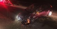 Takla atan otomobil su kanalına düştü: 2 yaralı