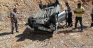 Takla atan otomobilin sürücüsü yaralandı