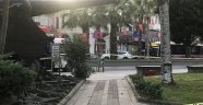 Tarihi top önünde şüpheli valiz paniği