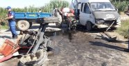 Tarım işçileri kaza yaptı: 12 yaralı