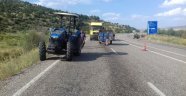 Tır ile traktör çarpıştı: 1 Yaralı