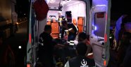Tır Kamyona Arkadan Çarptı: 2 Yaralı