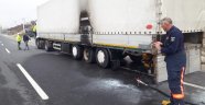 Tır yangını söndürüldü