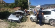 Tosya'da iki otomobil çarpıştı: 3 yaralı