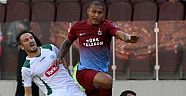 Trabzonspor Torku Konyaspor'u 2-0'la Geçti