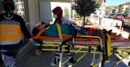 Traktör şarampole uçtu baba kız ölümden döndü