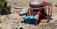 Traktör uçuruma yuvarlandı: 1 ölü