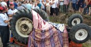 Traktörün altında kalan sürücünün yakınlarının feryatları yürekleri dağladı
