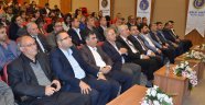 Türkiye Gazetesi Genel Yayın Yönetmeni Kapan, Malatya'da panele katıldı