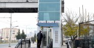 Üstgeçitlerde engelliler için asansörler yapılıyor
