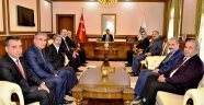 Vali Baruş'a Muhtarlar günü ziyareti
