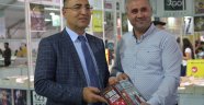 Vali Toprak Malatya Anadolu Kitap ve Kültür Fuarını ziyaret etti