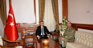 Vali Toprak Tuğgeneral Sayat'ı kabul etti