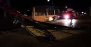 Van'da rüzgar çatı uçurdu
