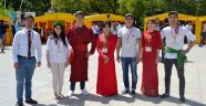 Yabancı öğrenciler ülkelerini tanıttı