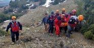 Yamaçtan düşen avcı nefes kesen operasyonla kurtarıldı