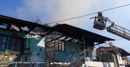 Yangın bir evi kullanılmaz hale getirdi