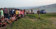 Yarseli Göleti'nde baba ve 2 kızı kayboldu