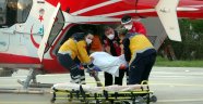 Yaşlı kadın ambulans helikopterle hastaneye sevk edildi