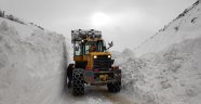 Yaylalarda karla mücadele devam ediyor