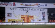 Yeni Malatyaspor taraftarından Giresunspor maçında görsel şov