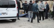 Yenikapı sahilinde boğazı kesilmiş erkek cesedi bulundu