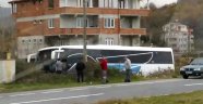 Yolcu otobüsü kaza yaptı