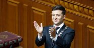 Zelenskiy'in ilk icraatı erken seçim