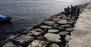Zeytinburnu sahilinde denizden erkek cesedi çıkarıldı