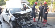 Zonguldak'ta seyir halindeki otomobil alev alev yandı