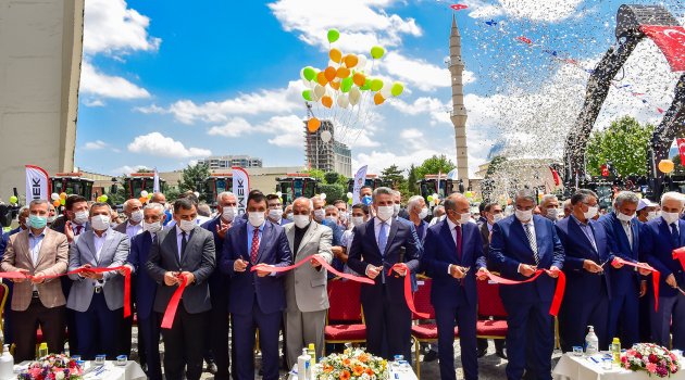 "Tarihin en köklü değişimini başlattık"