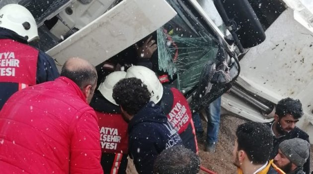 Taş ocağında feci kaza: 1 yaralı