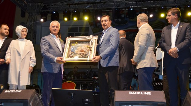 Tüfenkci Çemişgezek'te Festivale katıldı