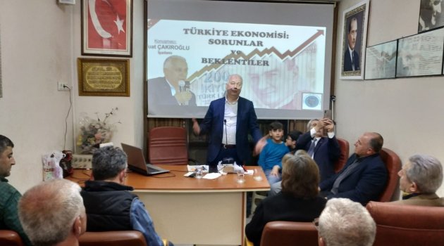 Türk Ocakları'nda ülke ekonomisi masaya yatırıldı